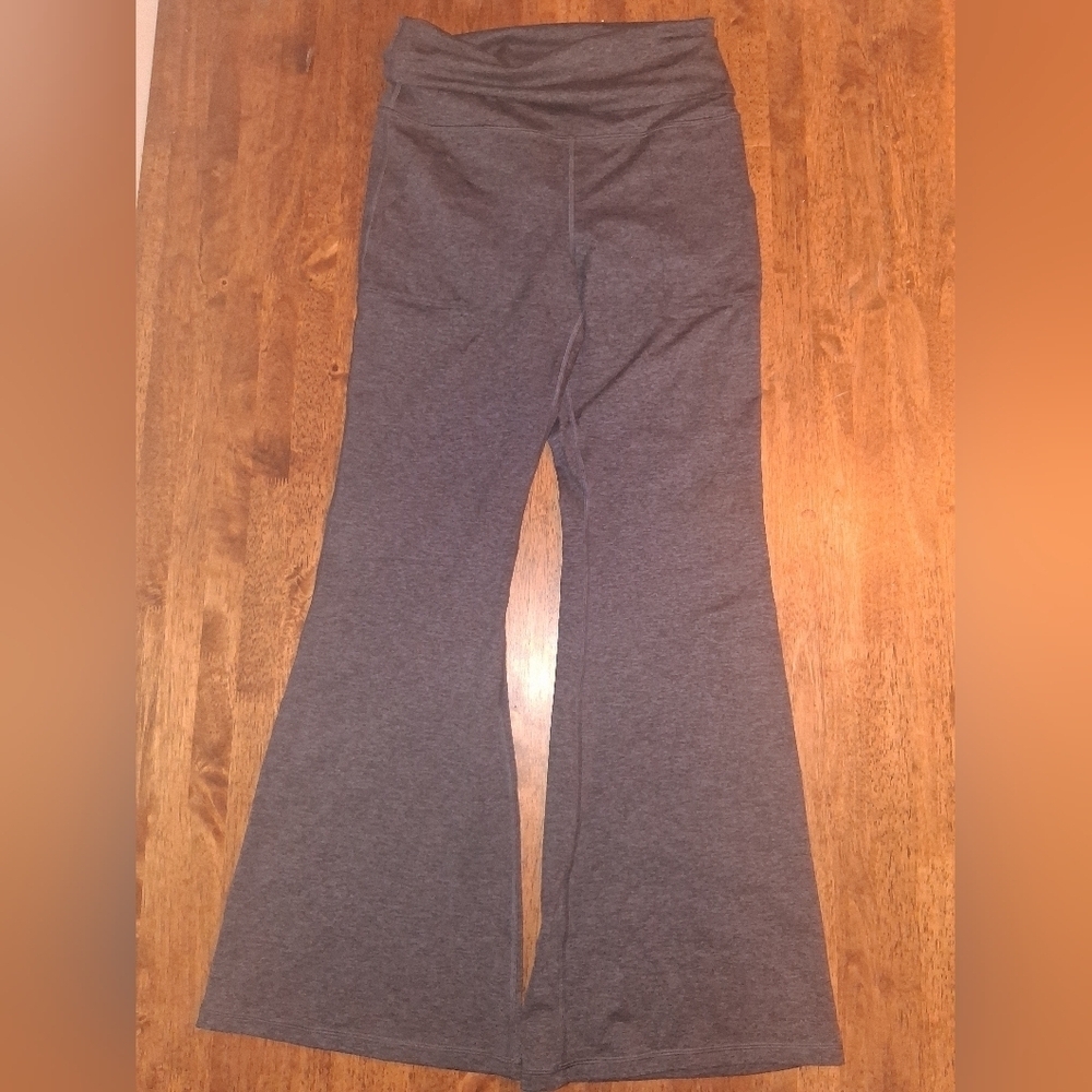 Areie Offline Hugger Foldover Bootcut Yoga Pants With Pockets L